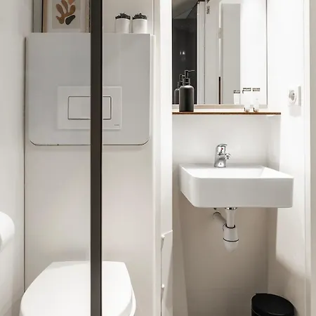 Apartment Cozy Studio With Kitchen And Bathroom - Vilmos