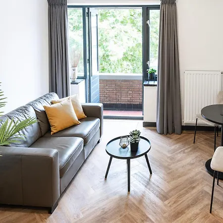Cozy Studio With Kitchen And Bathroom - Vilmos Διαμέρισμα Τίλμπουργκ