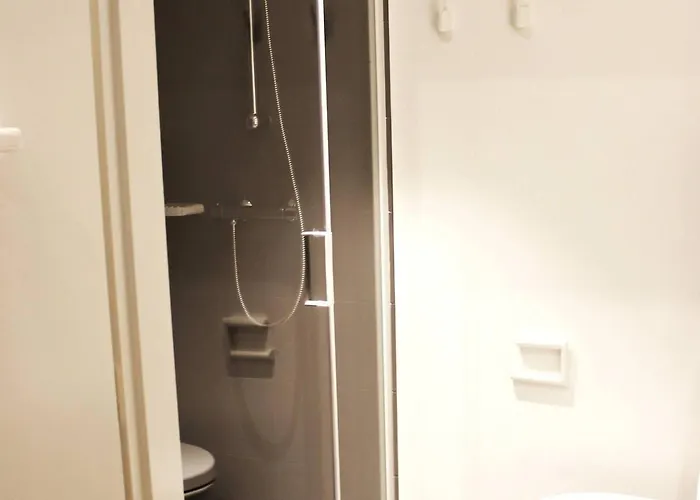 With A Kitchen And Bathroom - Vilmos Old Appartamento Tilburg