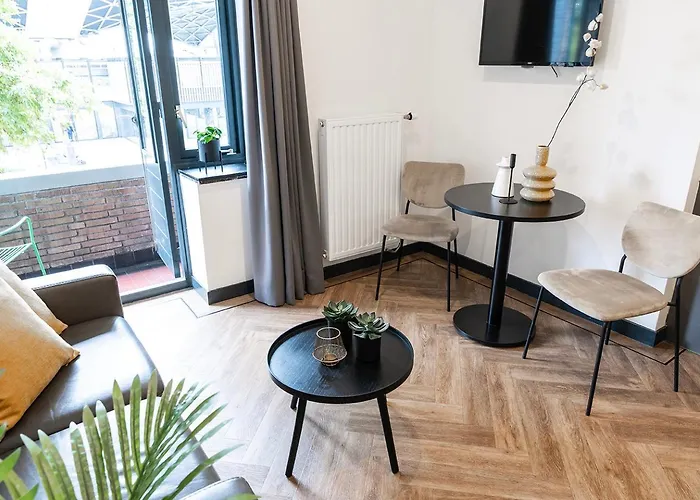 Апартаменты With A Kitchen And Bathroom - Vilmos Old